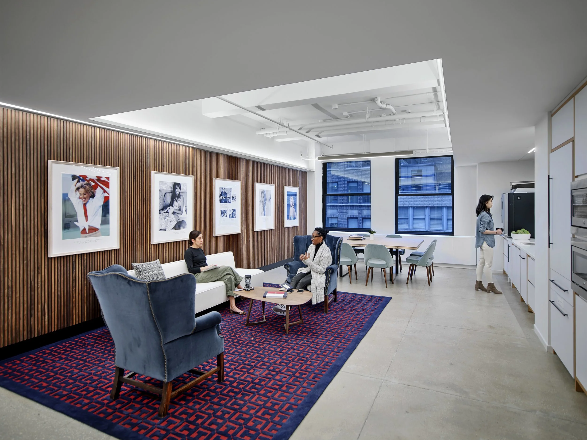 TOMMY HILFIGER Core Four Construction